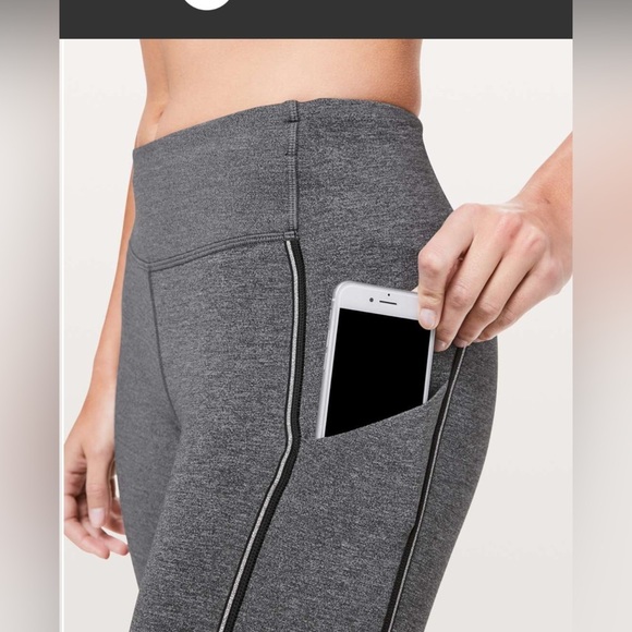 Lululemon Speed Up Tight * Metallic 28"
Heathered Black - Picture 4 of 13
